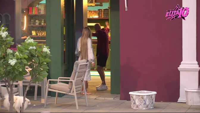 Lepi Mića i Aneli Ahmić svadja